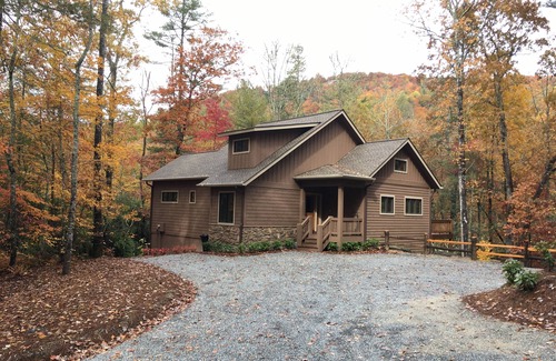 Sapphire Cabin | Beautiful mountain retreat home in Mountain Club at Cashiers