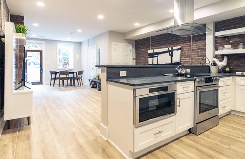 Dupont Circle Apartment | Beautiful newly created 1BR Apt. in best DuPont location