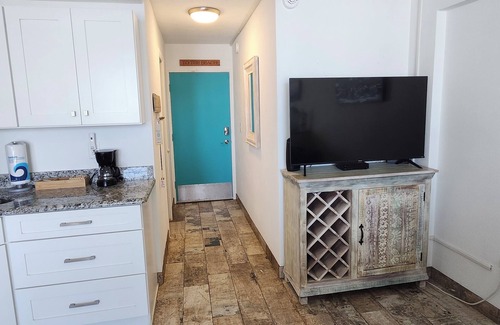 East Daytona Condo | Beautiful OCEAN VIEW Condo with New Pool. Sleeps up to 4