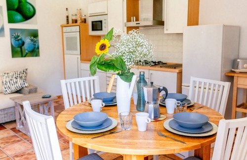 Masdache House | BEAUTIFUL RETREAT WITH EASY ACCESS TO ALL ISLAND