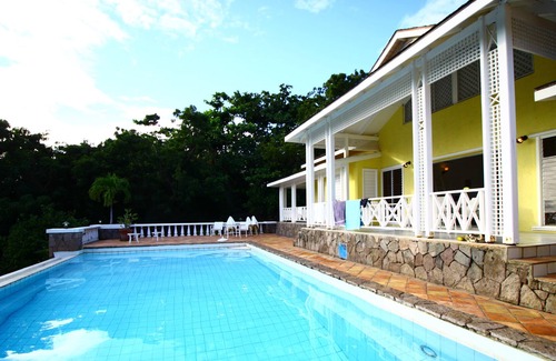 Garibaldi Hill House | Beautiful villa and guesthouse with large pool and beautiful views.