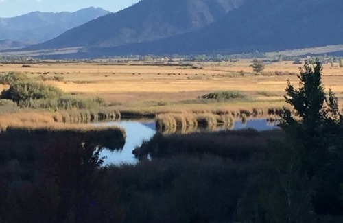Genoa Resort | Beautiful Walleys Hotsprings Getaway! One bedroom Sleeps 4 Avail: 9/17-9/21