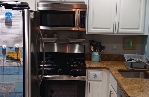 Seaside Heights Condo | Beautifully decorated 2bd/2bth condo,POOL,Steps to Beach, 6 beach badges #2229