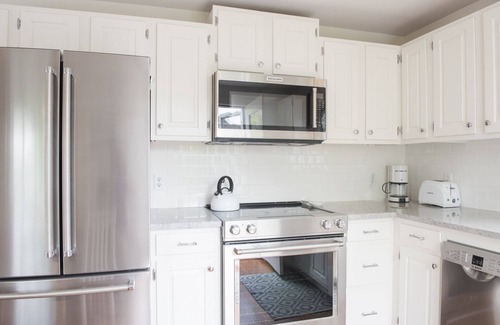 Nantucket Town House | Beautifully Renovated Main Street Cottage- Great Location