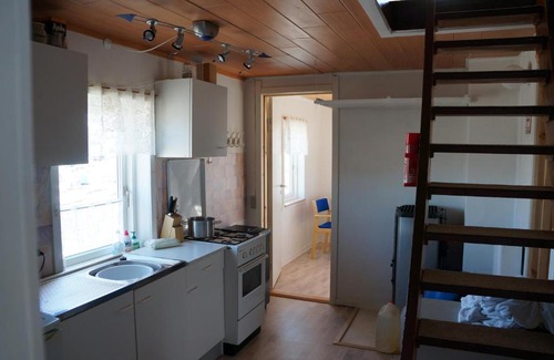 Sermersooq Bed & Breakfast | Bed & Breakfast, Oqaatsut/Rodebay