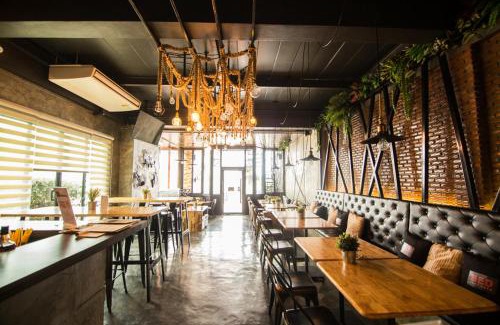 Khon Kaen House | Bed Loft Cafe