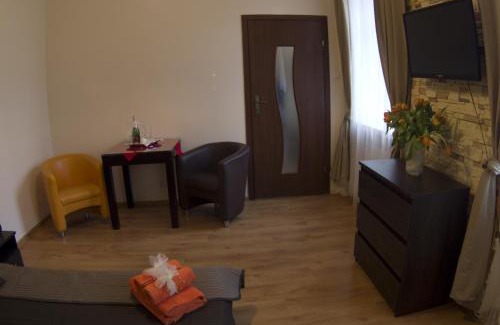 Srodmiescie Apartment | BedRooms Piotrkowska 64