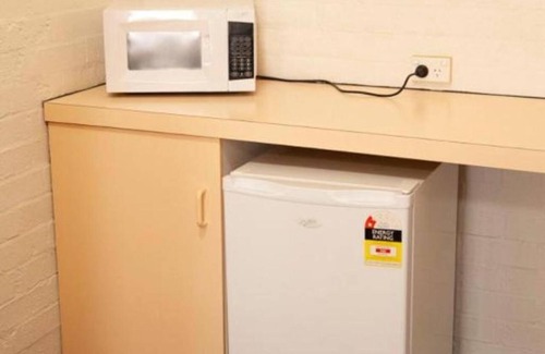Bega Hotel | Bega Downs Motor Inn