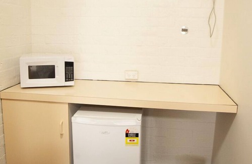 Bega Hotel | Bega Downs Motor Inn