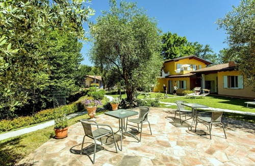 Crociale House | Belvilla by OYO Cozy Holiday Home with barbecue
