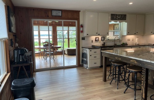 Fairhope House | Best Bay View, 7 Acres, Kayaks, Bikes, Game Room, Boat/Cargo Lift, Pets Welcome