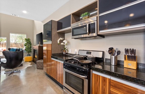 Fort Worth Cultural District House | Best Concert Location | 2 Minute Walk to Dickies