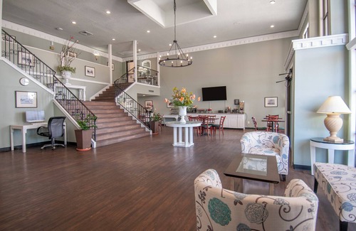 Orange Hotel | Best Price Motel and Suites