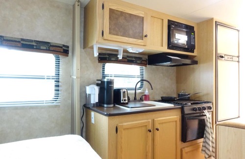 Hillside Other | Best RV-Studio to Visit NYC-EWR Airport-Free Parking