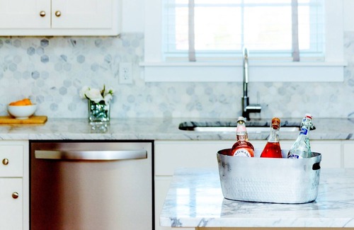 Hope Gardens House | ★Best Views in Downtown★Stunning design, rooftop, near BROADWAY - 8 beds