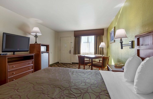 Tokio Hotel | Best Western Caprock Inn