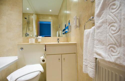 Chiswick Hotel | Best Western Chiswick Palace & Suites London