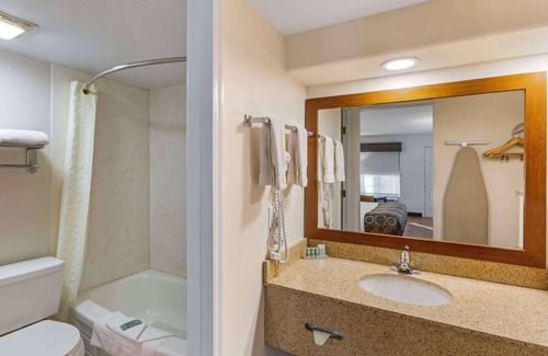 Safford Hotel | Best Western Desert Inn