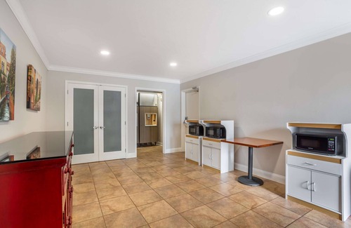 Healdsburg Hotel | Best Western Dry Creek Inn