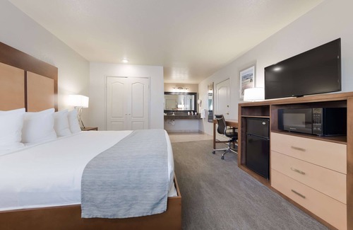 Mountain Home Hotel | Best Western Foothills Inn