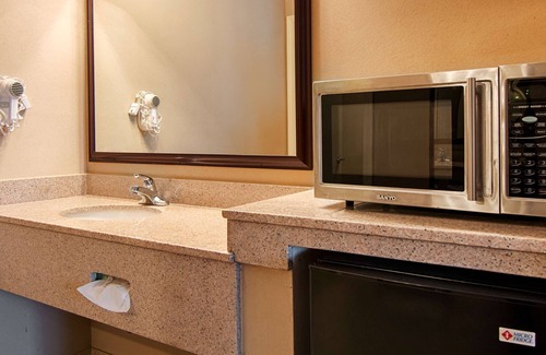 Franklin Hotel | Best Western Forest Inn