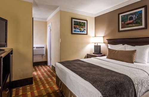 Roseburg Hotel | Best Western Garden Villa Inn