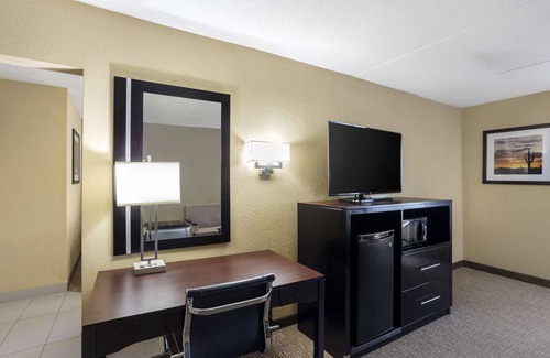 Harrisburg Hotel | Best Western Harrisburg North Hotel