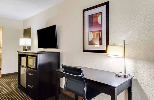 Amistad National Recreational Area Hotel | Best Western Inn of Del Rio