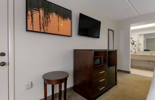 East Palatka Hotel | Best Western Inn Of Palatka