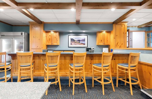 Rice Lake Hotel | Best Western Inn