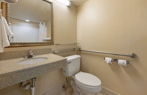 Daytona Beach Hotel | Best Western International Speedway Hotel