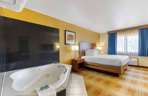 Fort Collins Hotel | Best Western Kiva Inn