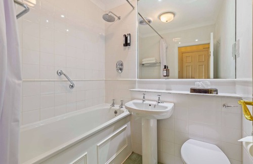 Lamphey Hotel | Best Western Lamphey Court Hotel & Spa