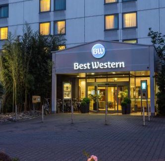 Kaiserlei Hotel | Best Western Macrander Hotel Frankfurt/Kaiserlei