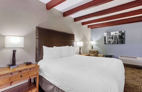 Las Cruces Hotel | Best Western Mission Inn