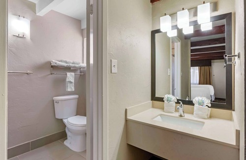 Las Cruces Hotel | Best Western Mission Inn