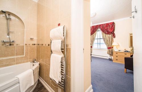 Cowes Hotel | Best Western New Holmwood Hotel