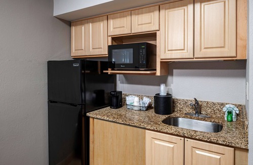 New Smyrna Beach Hotel | Best Western New Smyrna Beach Hotel & Suites