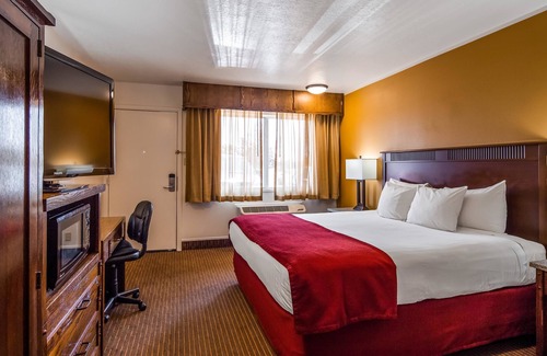 Fillmore Hotel | Best Western Paradise Inn & Resort