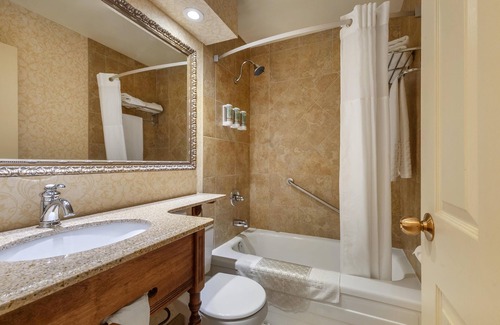 Cornwall Hotel | Best Western Parkway Inn & Conference Centre