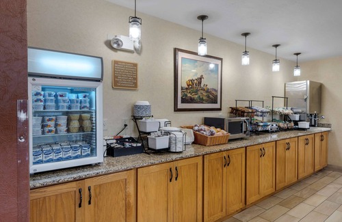 Pinedale Hotel | Best Western Pinedale Inn