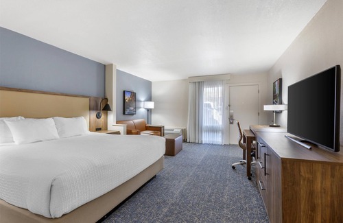 Kingman Hotel | Best Western Plus A Wayfarer's Inn And Suites