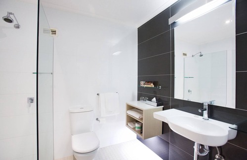 Charlestown Hotel | Best Western Plus Apollo Hotel Newcastle