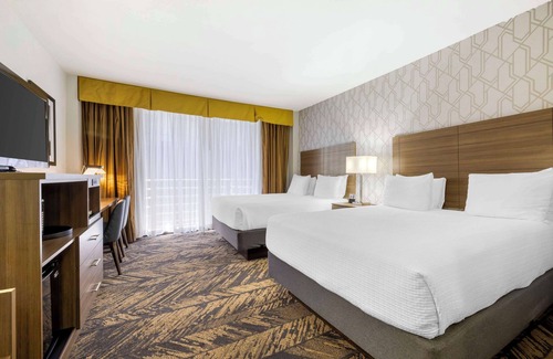Downtown San Diego Hotel | Best Western Plus Bayside Inn