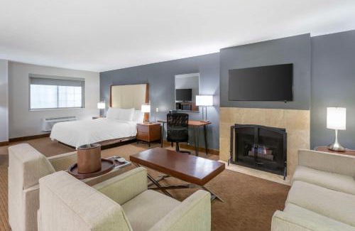 North Salt Lake Hotel | Best Western PLUS Cotton Tree Inn