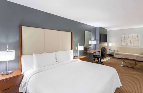 North Salt Lake Hotel | Best Western Plus Cottontree Inn