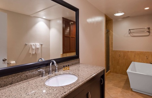 Downtown Wilmington Hotel | Best Western Plus Coastline Inn