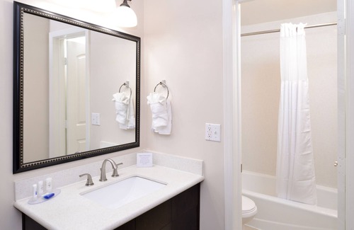 Wilshire Center Hotel | Best Western Plus LA Mid Town Hotel