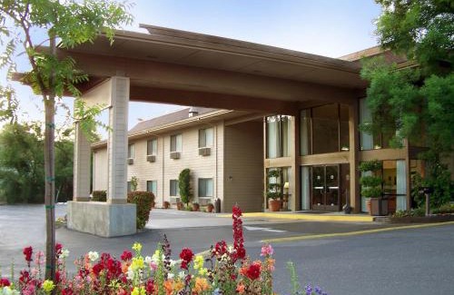 Sonora Hotel | Best Western Plus Sonora Oaks Hotel and Conference Center