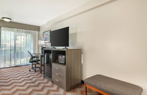 Sonora Hotel | Best Western Plus Sonora Oaks Hotel & Conference Center